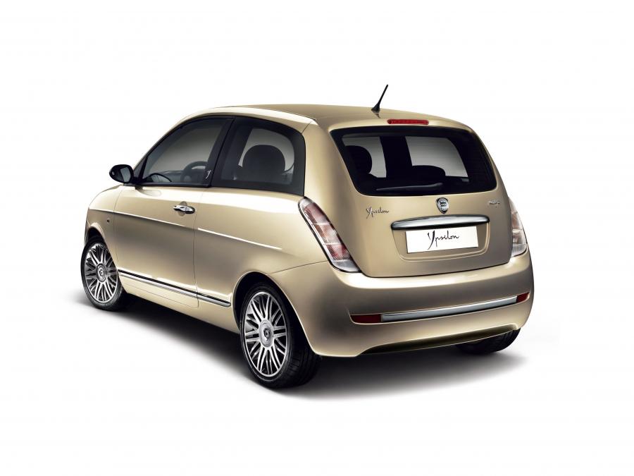  Lancia Ypsilon (843) 2006 года  (фото 36 из 43)